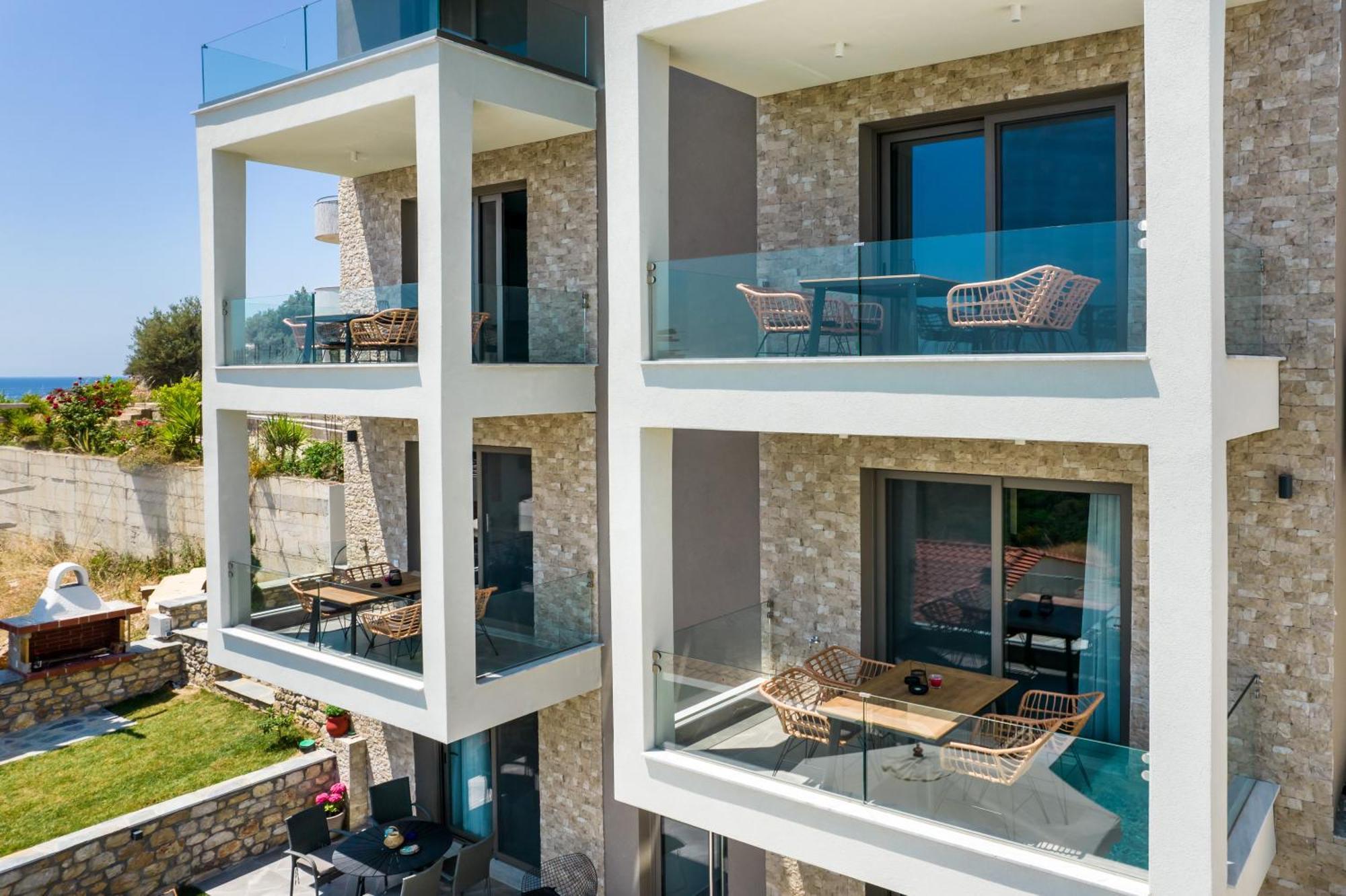 Aigli Skala Maries Deluxe Apartment สกาลา มาริออน ภายนอก รูปภาพ